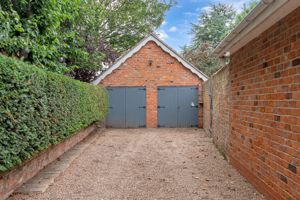 Photo 26- click for photo gallery